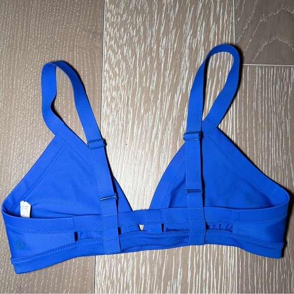 Lululemon Athletica Royal Blue Sports Bra Size 6 Yoga Gym - Picture 3 of 4
